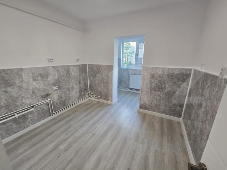 Apartament 3 camere, 77 mp, parter, locuit/birouri, zona Sud-Est