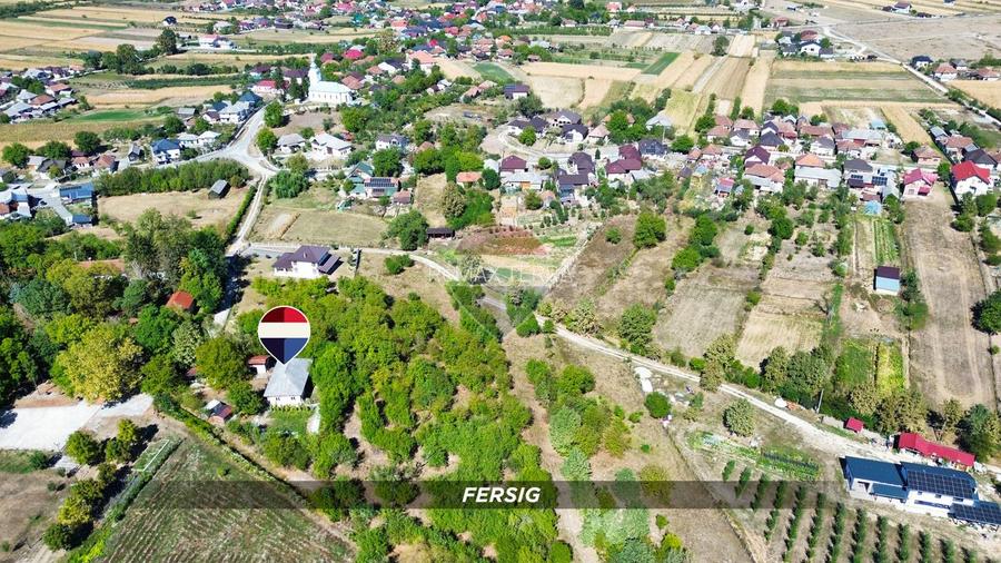 De vanzare locatie la 35.000 euro CASA + SURA - 2