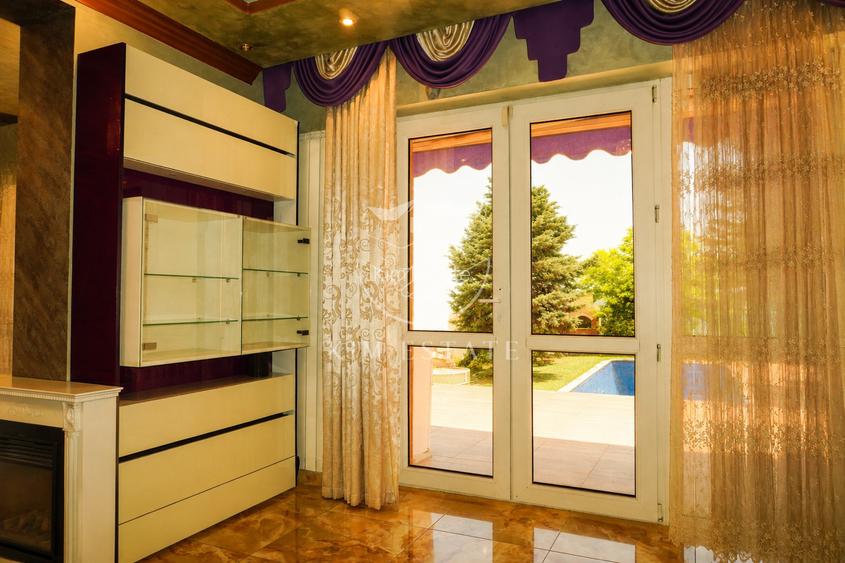 Vila exclusivista pe lac in Ovidiu cu piscina - 12