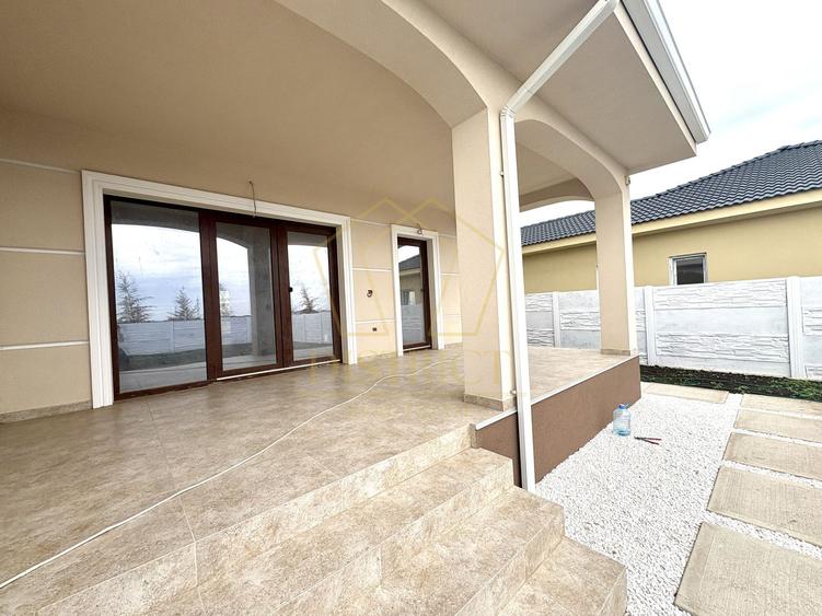 Duplex modern cu 5 camere, izolat fonic | Mosnita Noua | Sala de Sport