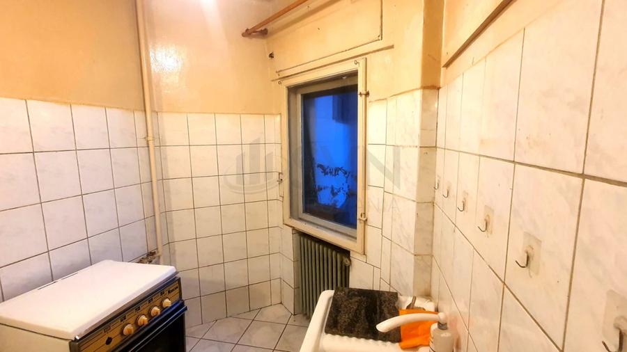 REA1027589 Unirii l Apartament 3 camere l Etaj 2