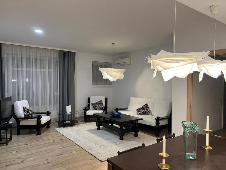 Apartament 3 camere (provenit din 4), in complex Laguna Residence