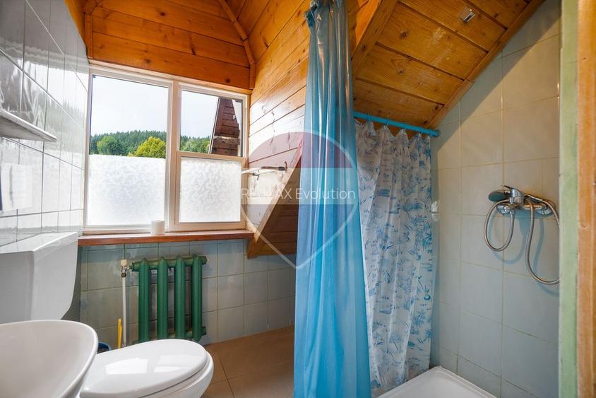 Casă de Vacanta/ Familie/ cu Poveste-Azuga/ Piscina interioara!