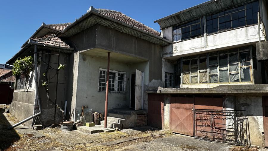 Vanzare Casa P+M Ampoi 3 Garaj 320 mp Teren Imprejmuita la asfalt Pozitie Firma