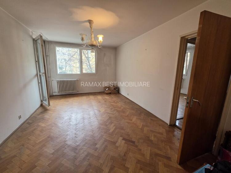4 camere situat in Titan, la 5 minute de parc IOR, langa Liceul Dante, chiar la - 16