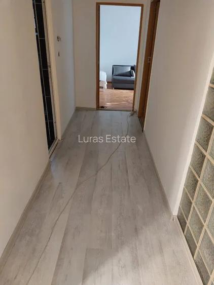 Apartament decomandat parter - 6