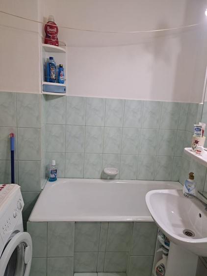 Apartament de vanzare 2 camere Siretului colt cu Calea Dumbravii Et 3