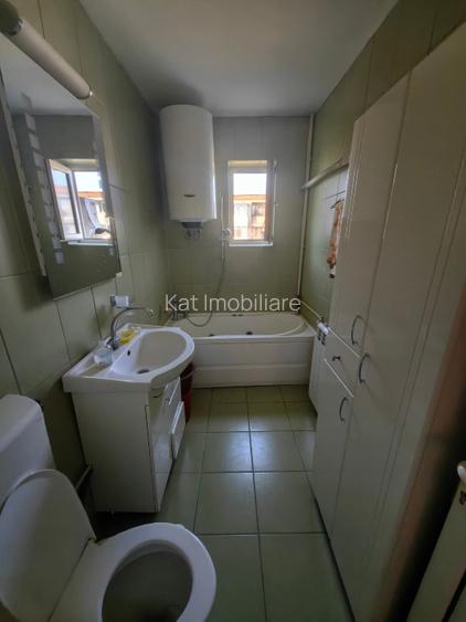 Vand apartament doua camere - 8