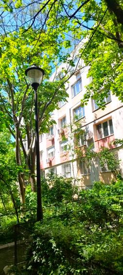 Apartament 3 camere l Aleea Uioara Nr 4A bloc 4bis l Berceni - 87.000€