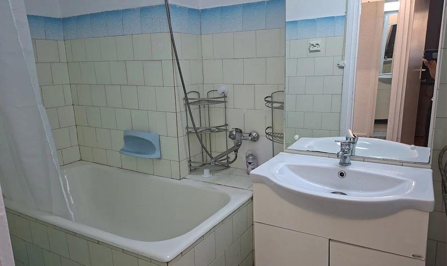 Apartament cu 2 camere - zona Centru Civic - Hala Centrala