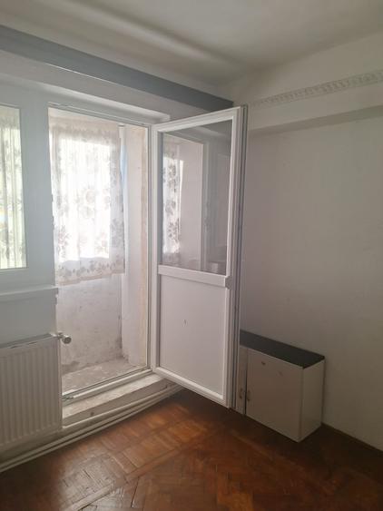 Apartament 2 camere, 50mp+balcon mare, etaj 3