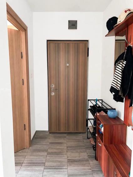 Apartament 2 camere complet renovat etaj 1
