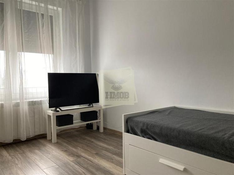 Casa moderna cu 3 camere 2 bai balcon si curte privata in Turnisor