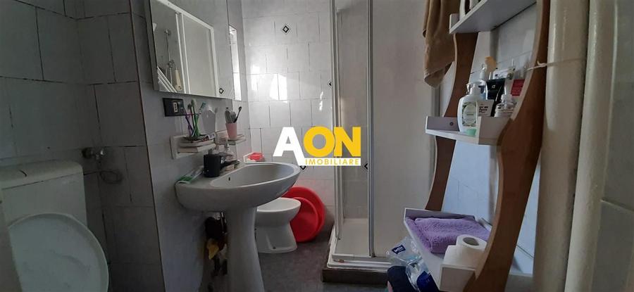 Apartament 3 camere Cetate