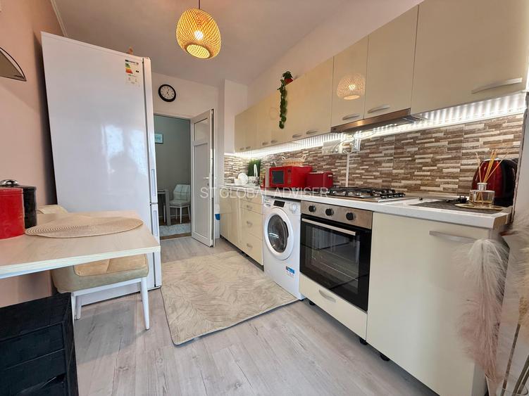 Apartament 2 camere spatios, 67 mp, mobilat cu priveliste panoramica