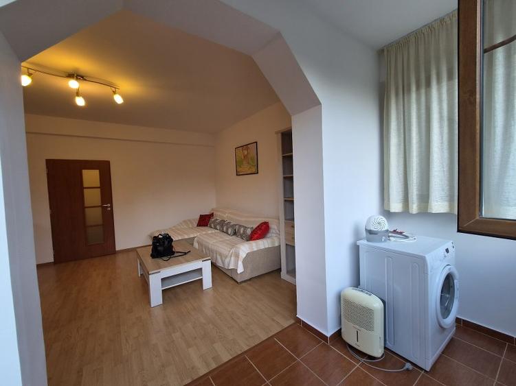 Apartament 2 Camere-Metrou Ialomitei - priveliste zona verde