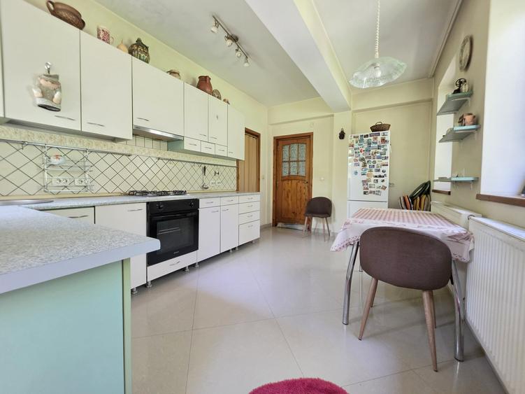 Vila individuala Chiajna - Rosu, peste 400 mp construiti, teren 1250 mp