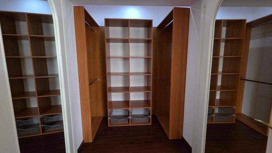 Dorobanti 4 camere cu balcon si 2 bai + prox. metrou