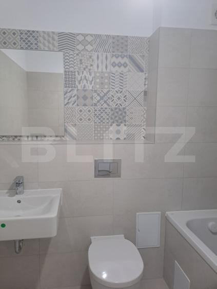 Apartament nou, impecabil, structura mare Tractorul