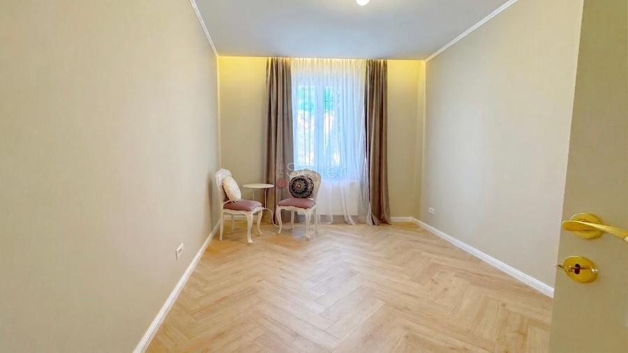 Imobil Individual Renovat, Pretabil Sediu Office sau Clinică Privată