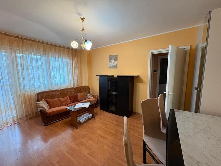 AP. 2 CAMERE- P-TA UNIRII, PARCARE ADP, MOBILAT, METROU 10 MIN