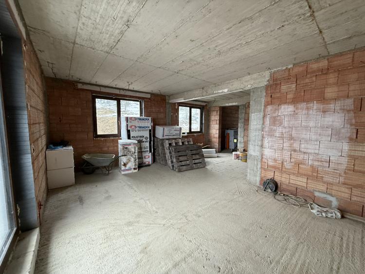 Exclusivitate ! Com 0% ! Duplex 200mp și teren 350m în Apahida, zona Primăriei