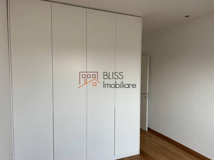 Apartament premium de 3 camere cu terasa de 17 mp si view superb