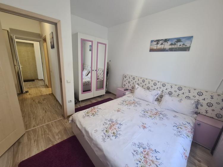 Mamaia zona Vega 3 camere 165000 euro