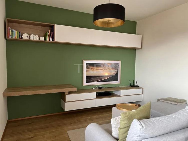 Apartament spectaculos dispus pe 2 nivele-Baciu