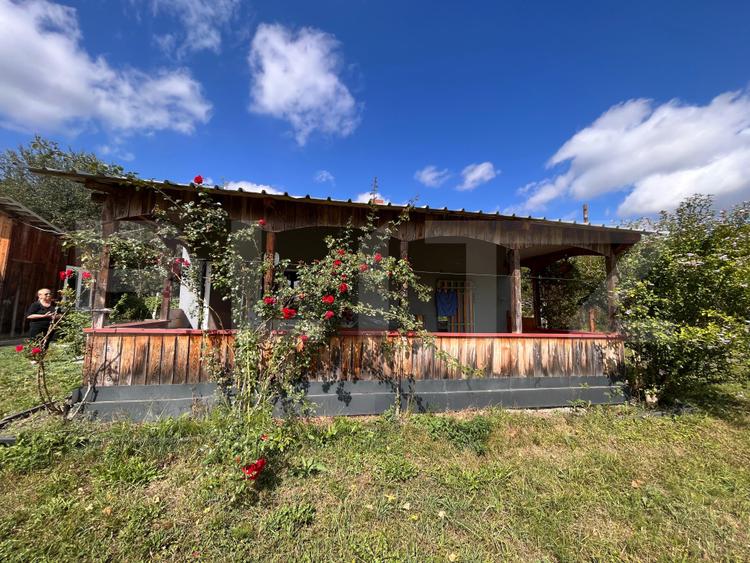 Teren intravilan 2.800 mp. zona Izvorul Rece
