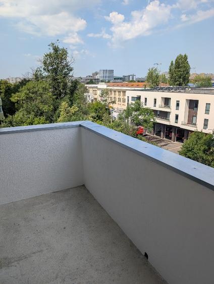 3 camere nemobilat proaspăt renovat bucătărie IKEA