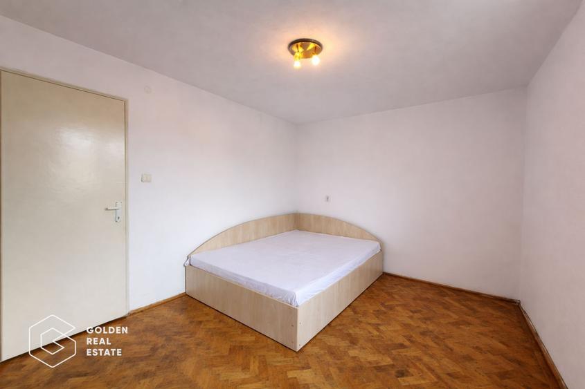 Apartament 3 camere, etaj 3, oras Lipova