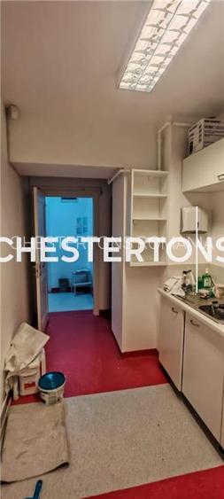 Apartament 3 camere pretabil cabinet medical / salon / birou. Mobilat, utilat in