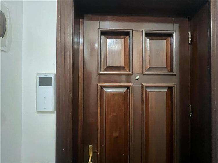 Apartament de vanzare cu 1 cameră - sos.Voinesti Iași
