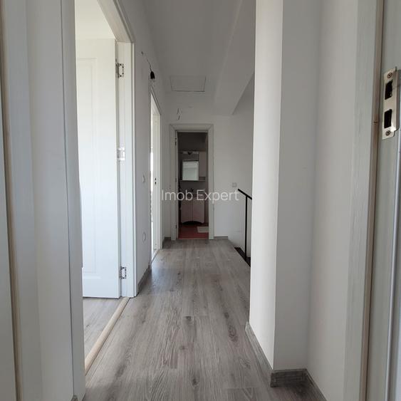 Inchiriem casa individuala in Sanpetru, zona centrului Maria - 9