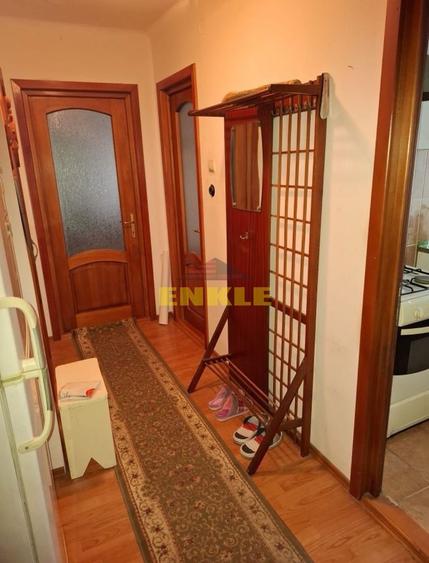 De vanzare apartament cu 3 camere, Str. Stefan Luchian