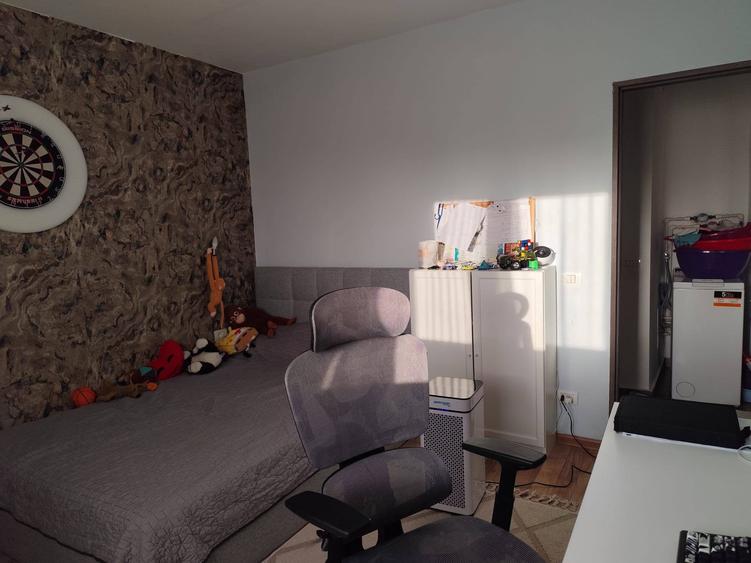 Apartament 4 camere Mărgeanului, 86 mp, etaj 3/10, posibilitate centrală proprie