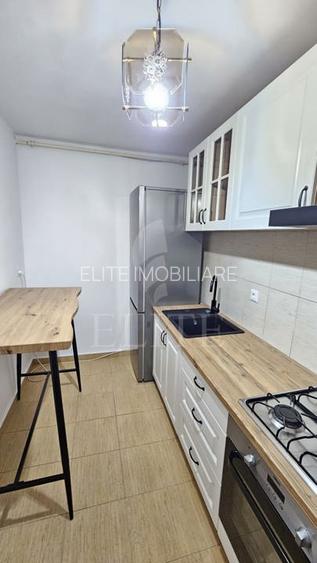 Apartament o camera în zona PLATINIA - 2