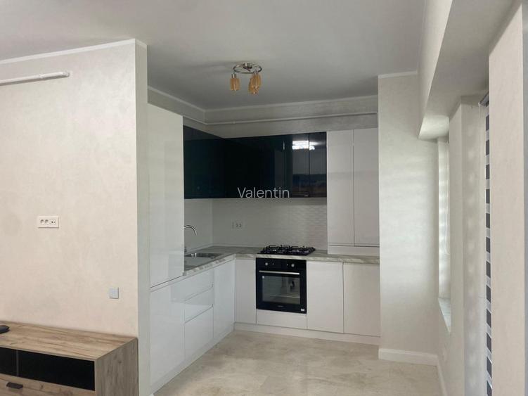 Apartament PREMIUM de inchiriat in complexul Royal Town - 3