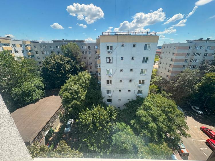 Apartament 3 camere de vânzare | Sector 3 Fizicienilor | 70 mp | Bloc reabilitat