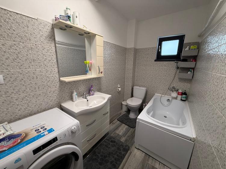 Proprietar | Apartament 2 camere + dining, curte proprie 58 mp și parcare | Buci