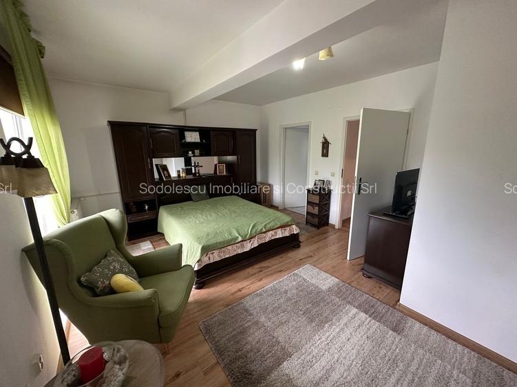 Casă / Vilă cu 5 camere zona Lunei - 21