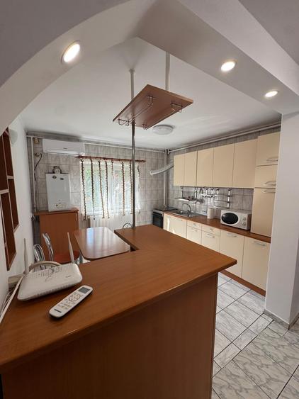 3 camere decomandat, Prosper – Maria Cunțan, Centrală proprie, 74 mp
