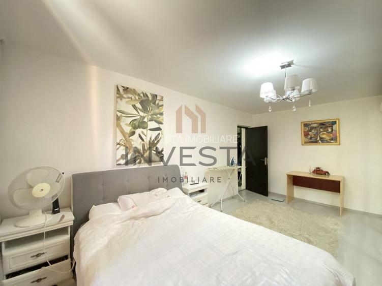 Apartament 3 camere decomandat cu balcon si parcare, zona Gruia - 2