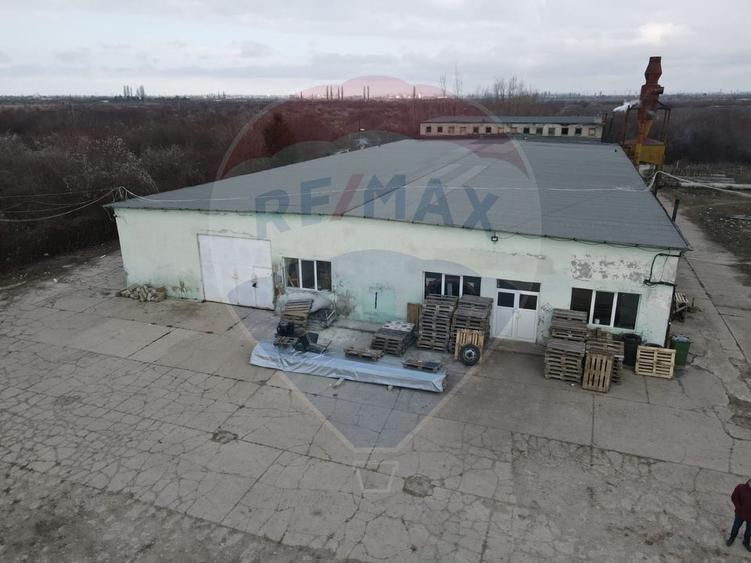 Spațiu industrial hale cu teren in zona Mihai Bravu Ploiesti
