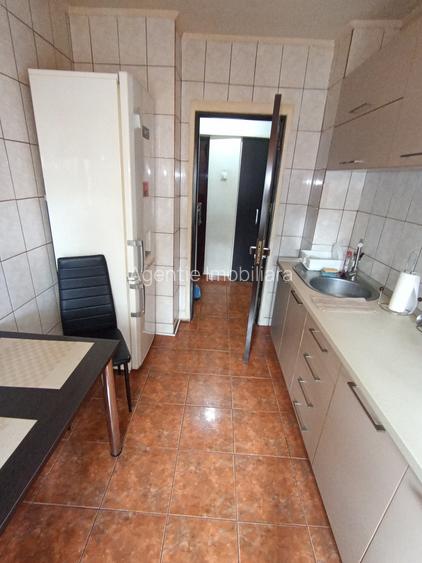 Exclusivitate Apartament 2 camere parter cu balcon și ieșire in gradina - 2