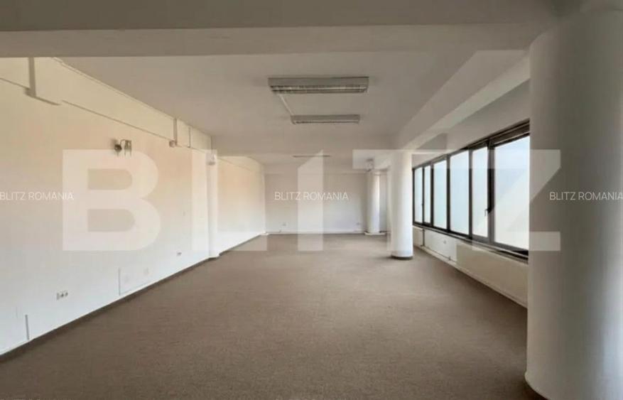 Spațiu Office 100 mp – Etaj superior – Zona Punctele Cardinale