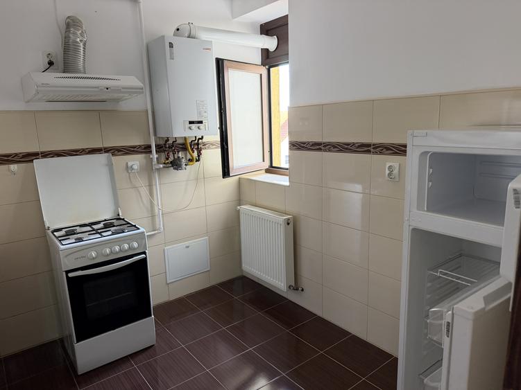 Apartament spatios 3 camere balcon parcare Shopping City