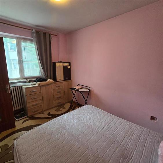 Apartament 2 camere parter inalt Amanetu Piciu
