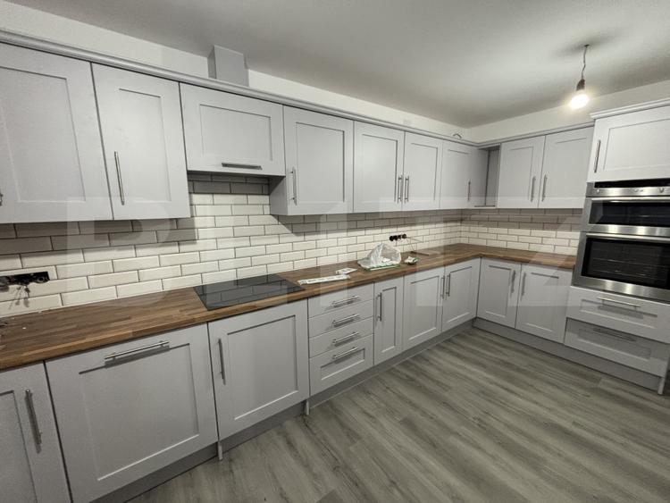 Casa de vanzare, cu 3 camere